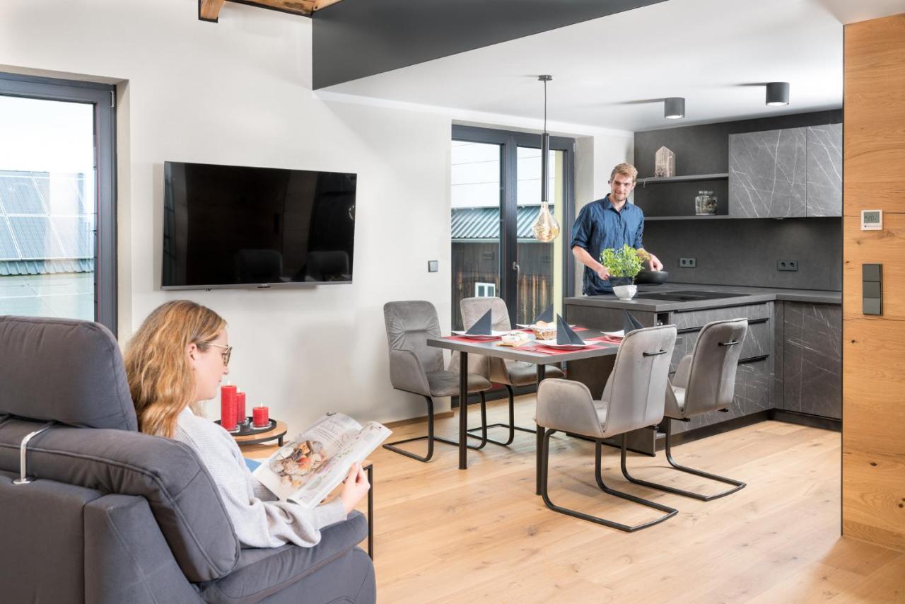Chalet-Ferienwohnung Giebeltraum, 115 Qm, Wellness/Fitness/Sauna - Bergroedelhof Feilitzsch Kültér fotó