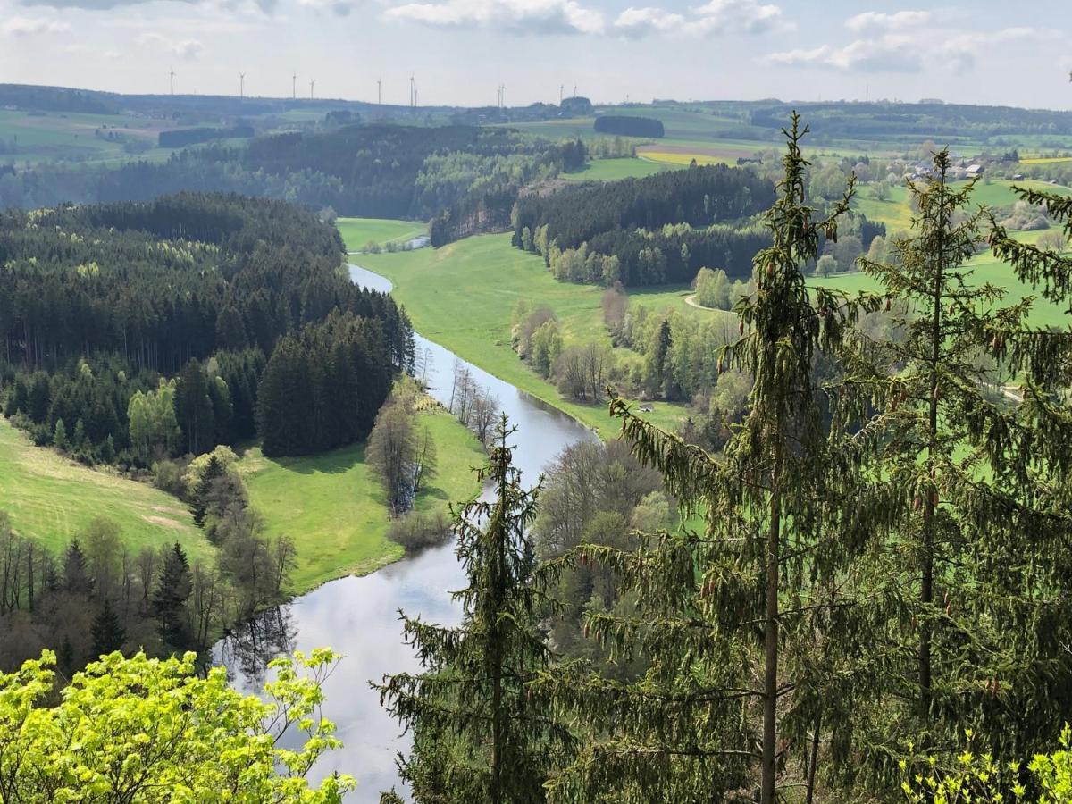 Chalet-Ferienwohnung Giebeltraum, 115 Qm, Wellness/Fitness/Sauna - Bergroedelhof Feilitzsch Kültér fotó