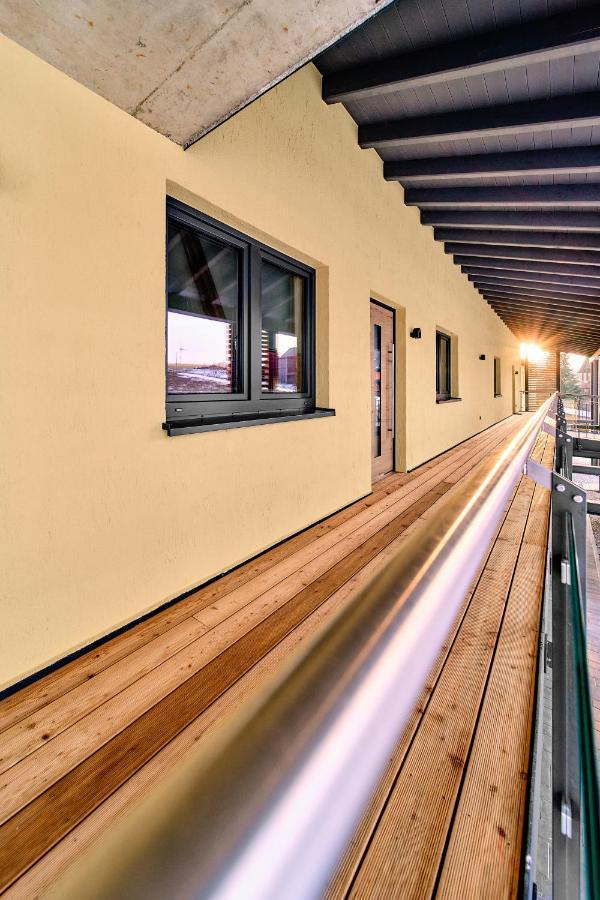 Chalet-Ferienwohnung Giebeltraum, 115 Qm, Wellness/Fitness/Sauna - Bergroedelhof Feilitzsch Kültér fotó