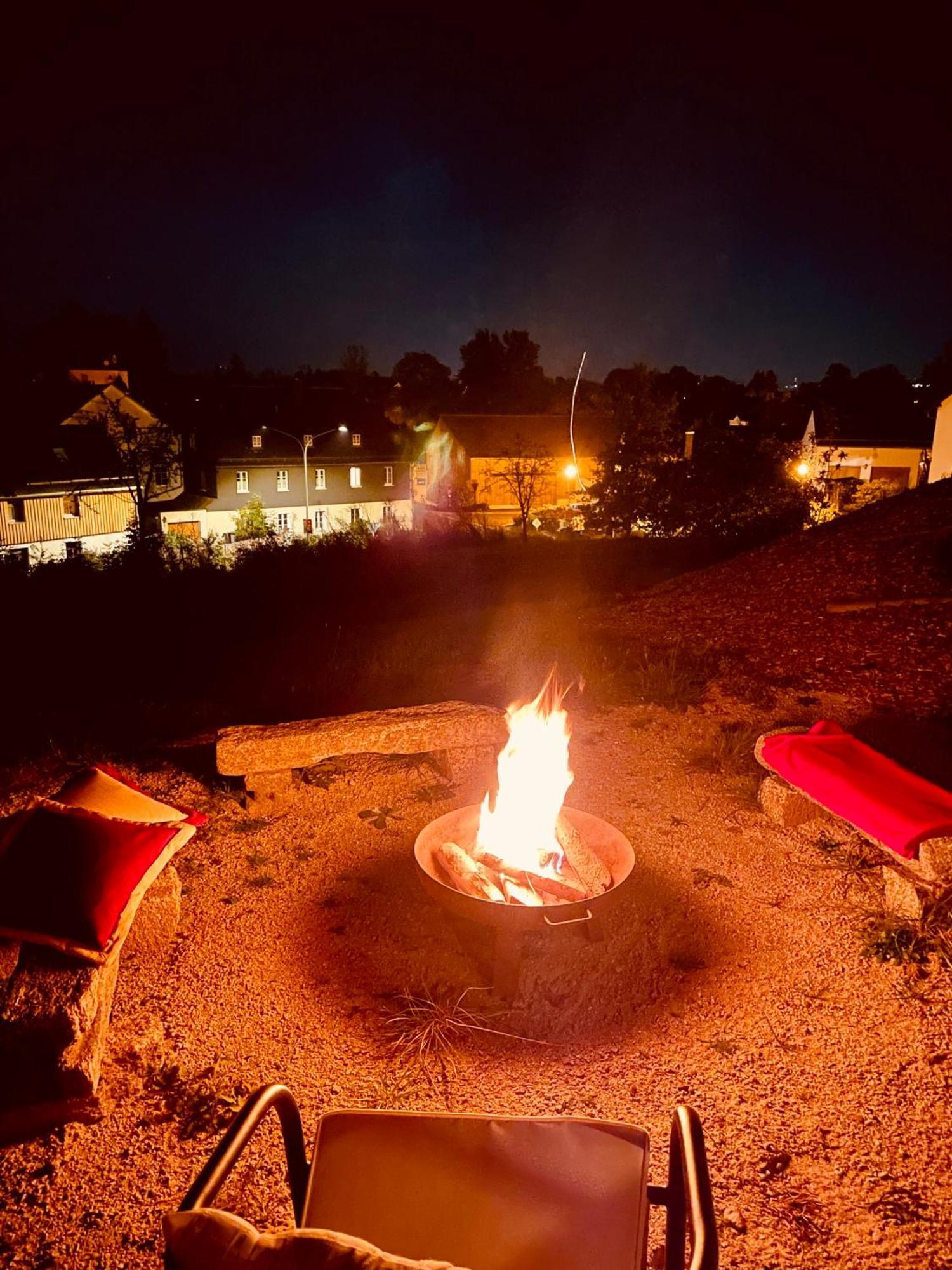Chalet-Ferienwohnung Giebeltraum, 115 Qm, Wellness/Fitness/Sauna - Bergroedelhof Feilitzsch Kültér fotó
