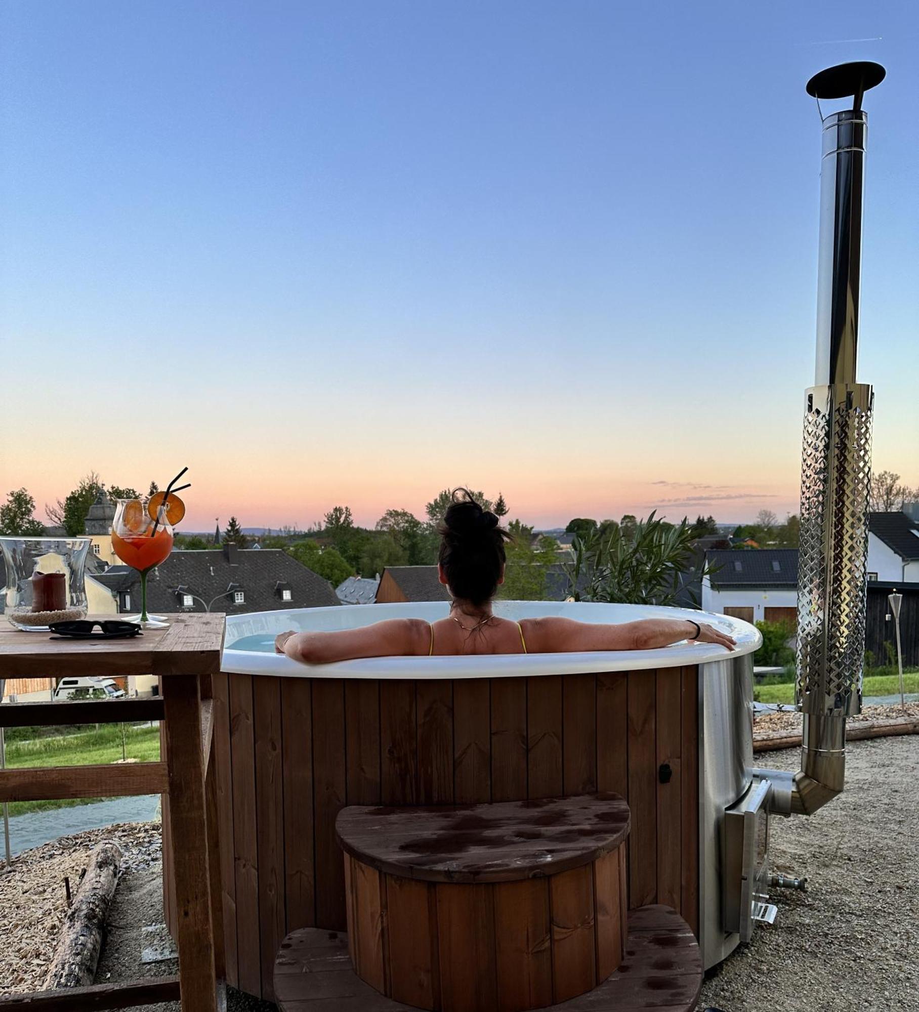 Chalet-Ferienwohnung Giebeltraum, 115 Qm, Wellness/Fitness/Sauna - Bergroedelhof Feilitzsch Kültér fotó