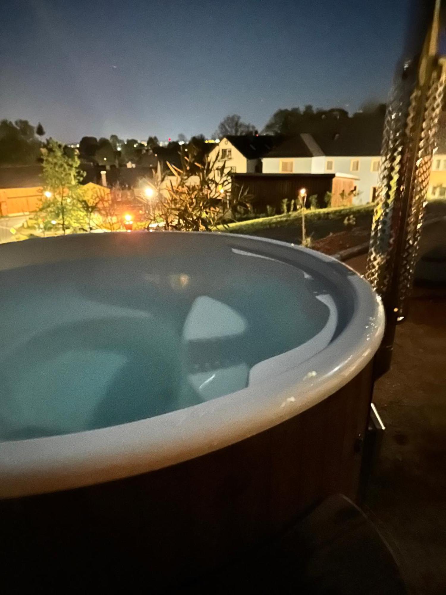 Chalet-Ferienwohnung Giebeltraum, 115 Qm, Wellness/Fitness/Sauna - Bergroedelhof Feilitzsch Kültér fotó